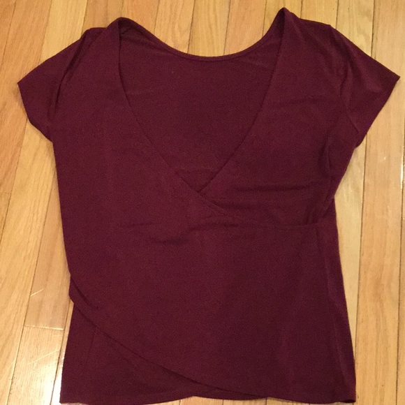 NWT Express burgundy maroon blouse with wrap v in back. Size small. - Picture 2 of 2